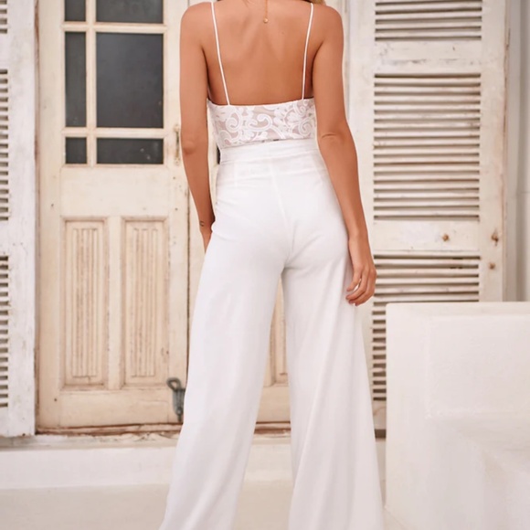 HELLO MOLLY VIXEN LACE BODYSUIT WHITE - Picture 2 of 7